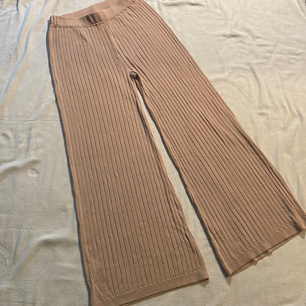 Ronny Kobo Nude Color, thin Sweater like material,size L, brand new